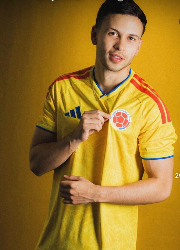 Camiseta de Colombia unisex💛